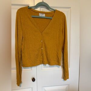 Old Navy cardigan sweater button front spring summer Easter